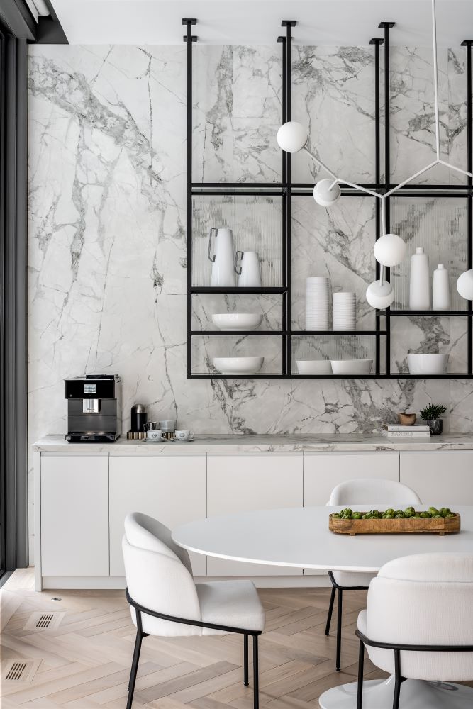 Cuisine rénovée avec électroménagers Miele